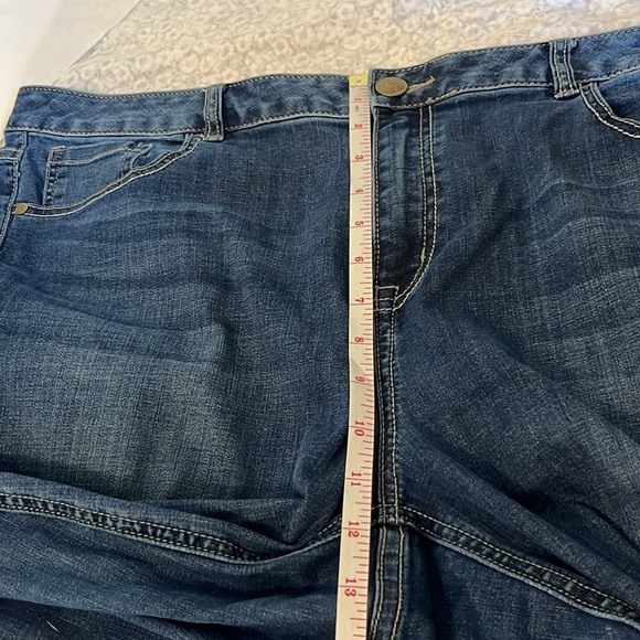 Lane Bryant Genius Fit Bootcut Jeans - Picture 13 of 15